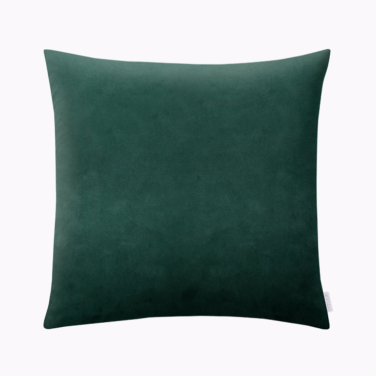 Dekokissenbezug Velvet in tiefen, in dunklem Waldgrün mit samtigen Schimmer