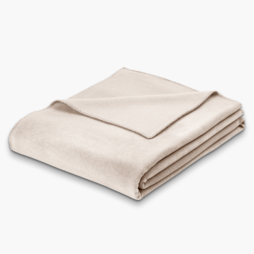 Weiche Fleecedecke Trevi in sehr hellen beigeton