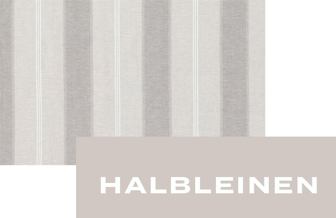 Nahaufnahme des strukturierten Halbleinen-Stoffs mit breitem Streifenmuster in Natur- und Grautönen.