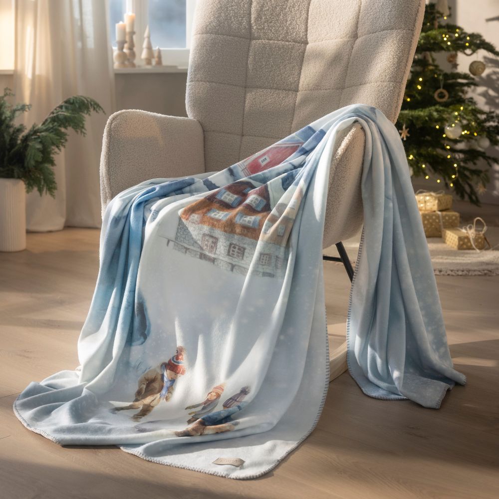 Kuschelflanell Wohndecke Mountain lake in schnee